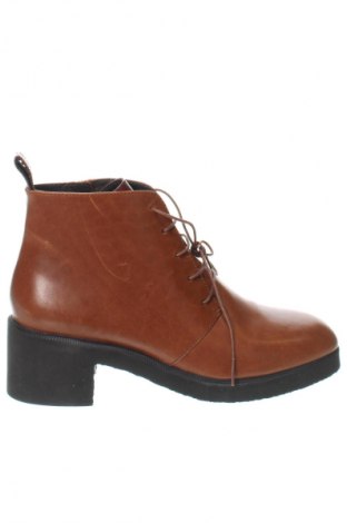 Botine de damă Camper, Mărime 41, Culoare Maro, Preț 643,99 Lei