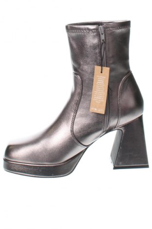 Botine de damă Even&Odd, Mărime 41, Culoare Argintiu, Preț 187,99 Lei