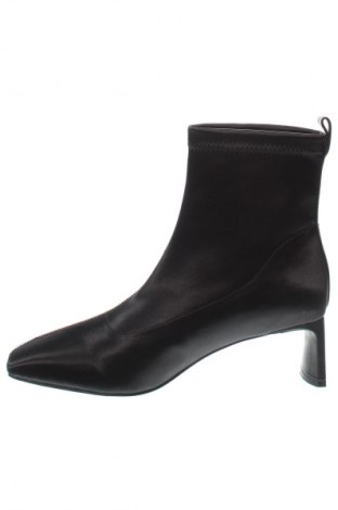 Botine de damă Shoe The Bear, Mărime 40, Culoare Negru, Preț 358,99 Lei