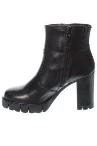 Botine de damă Tamaris, Mărime 38, Culoare Negru, Preț 565,99 Lei