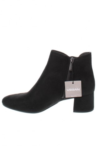 Botine de damă Tamaris, Mărime 41, Culoare Negru, Preț 230,99 Lei