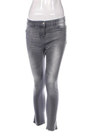 Damen Jeans, Größe M, Farbe Grau, Preis 5,99 €