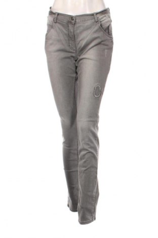 Damen Jeans Betty Barclay, Größe M, Farbe Grau, Preis € 26,99