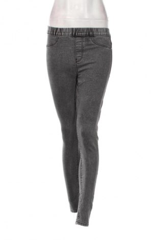 Damen Jeans Cropp, Größe M, Farbe Grau, Preis € 4,49