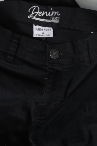 Dámské džíny  Denim 1982, Velikost XS, Barva Černá, Cena  165,00 Kč