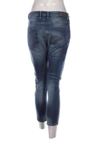 Damskie jeansy Diesel, Rozmiar M, Kolor Niebieski, Cena 214,99 zł