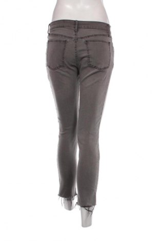 Damen Jeans Gap, Größe S, Farbe Grau, Preis 5,49 €