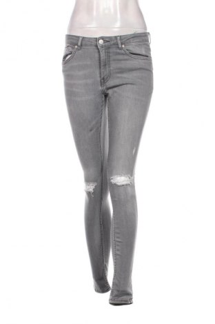 Damen Jeans H&M, Größe S, Farbe Grau, Preis 9,49 €