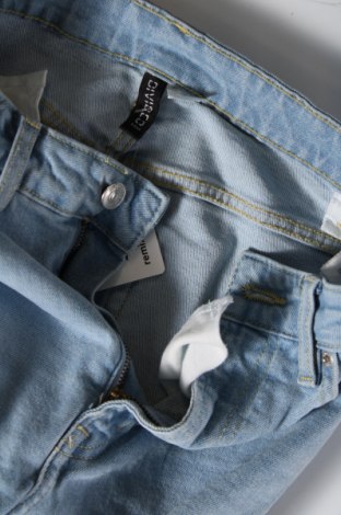 Damskie jeansy H&M Divided, Rozmiar S, Kolor Niebieski, Cena 20,99 zł