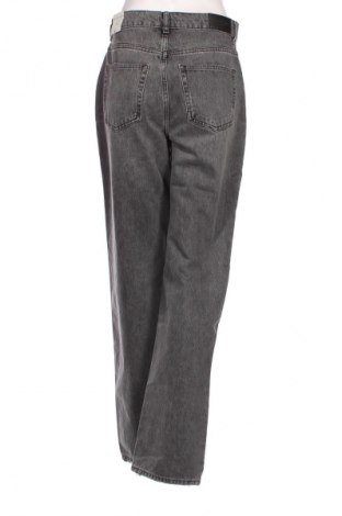 Dámske džínsy  Perfect Jeans By Gina Tricot, Veľkosť M, Farba Sivá, Cena  15,45 €