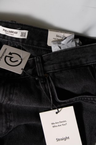 Dámske džínsy  Pull&Bear, Veľkosť L, Farba Sivá, Cena  23,71 €