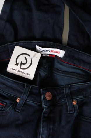 Дамски дънки Tommy Jeans, Размер M, Цвят Син, Цена 22,99 лв.