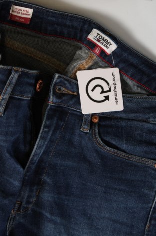 Dámske džínsy  Tommy Jeans, Veľkosť M, Farba Modrá, Cena  42,75 €