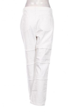 Damen Jeans Trendyol, Größe M, Farbe Weiß, Preis 13,99 €