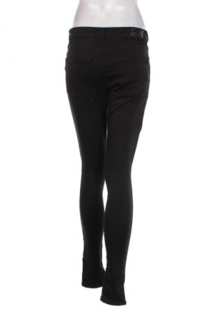 Damskie jeansy Vero Moda, Rozmiar M, Kolor Czarny, Cena 67,99 zł