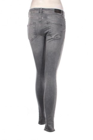 Damen Jeans Vero Moda, Größe S, Farbe Grau, Preis € 7,99