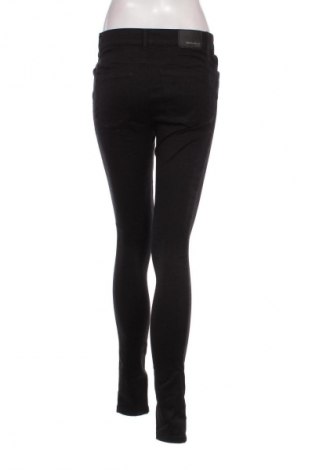 Damskie jeansy Vero Moda, Rozmiar M, Kolor Czarny, Cena 28,99 zł