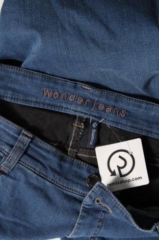 Dámske džínsy  Wonder Jeans, Veľkosť M, Farba Modrá, Cena  6,95 €