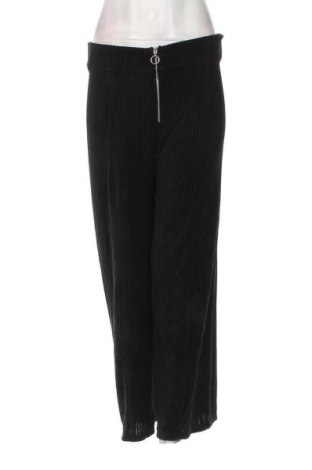 Pantaloni de velvet de femei Pull&Bear, Mărime S, Culoare Negru, Preț 44,99 Lei