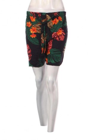 Pantaloni scurți de femei, Mărime S, Culoare Multicolor, Preț 22,99 Lei