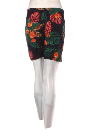 Pantaloni scurți de femei, Mărime S, Culoare Multicolor, Preț 22,99 Lei