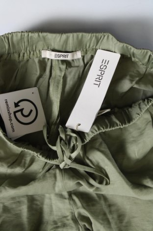 Pantaloni scurți de femei Esprit, Mărime XXS, Culoare Verde, Preț 58,99 Lei