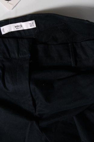 Pantaloni scurți de femei Magia, Mărime M, Culoare Albastru, Preț 29,99 Lei