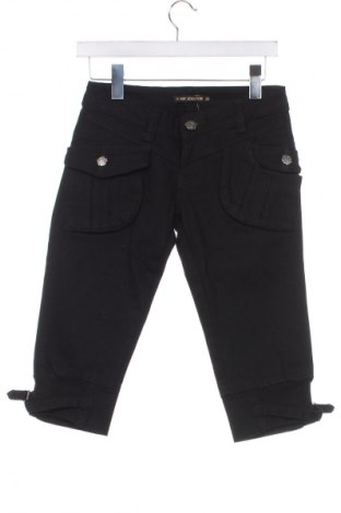 Pantaloni scurți de femei Poison Scorpion, Mărime XS, Culoare Negru, Preț 91,99 Lei