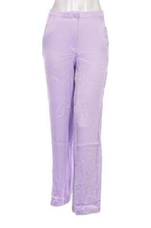 Damenhose ABOUT YOU x VIAM Studio, Größe M, Farbe Lila, Preis € 14,99