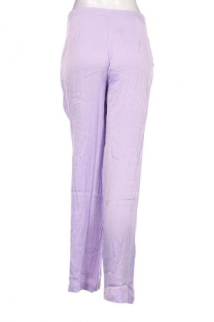 Damenhose ABOUT YOU x VIAM Studio, Größe M, Farbe Lila, Preis € 14,99