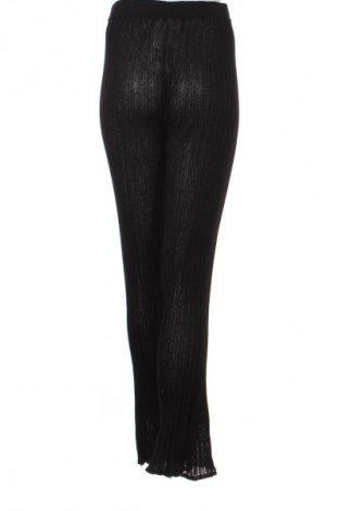 Pantaloni de femei About you X Pari, Mărime M, Culoare Negru, Preț 92,99 Lei