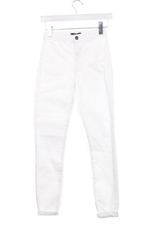 Pantaloni de femei Bershka, Mărime XS, Culoare Alb, Preț 44,99 Lei