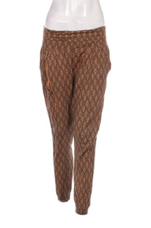 Γυναικείο παντελόνι Bershka, Μέγεθος S, Χρώμα Πολύχρωμο, Τιμή 7,18 €