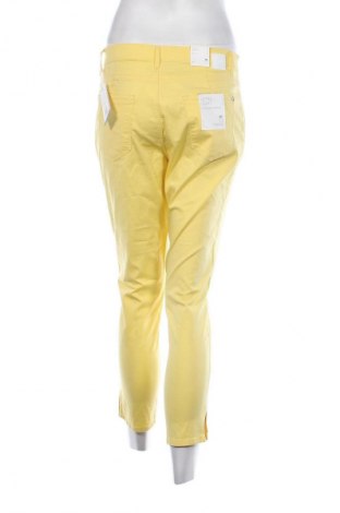 Pantaloni de femei Brax, Mărime M, Culoare Galben, Preț 82,99 Lei