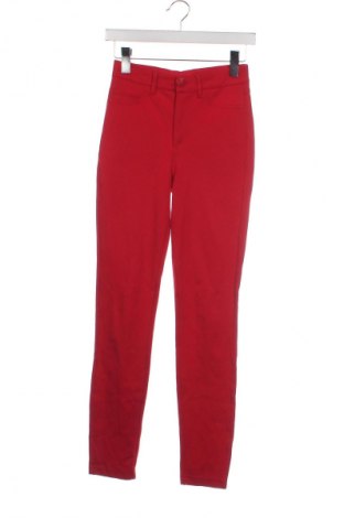 Damenhose Guess, Größe XS, Farbe Rot, Preis 29,66 €