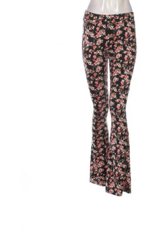 Pantaloni de femei Guts & Gusto, Mărime M, Culoare Multicolor, Preț 25,99 Lei