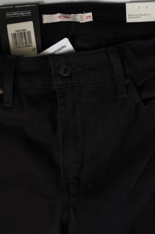 Pantaloni de femei Levi's, Mărime S, Culoare Negru, Preț 153,99 Lei