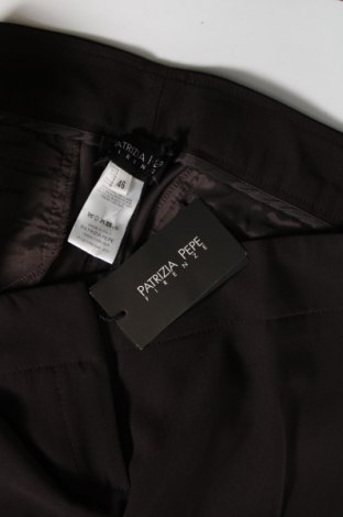 Pantaloni de femei Patrizia Pepe, Mărime L, Culoare Maro, Preț 148,99 Lei