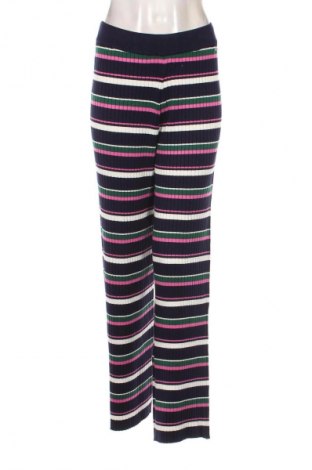 Pantaloni de femei Pepe Jeans, Mărime M, Culoare Multicolor, Preț 102,99 Lei