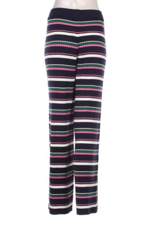 Pantaloni de femei Pepe Jeans, Mărime M, Culoare Multicolor, Preț 153,99 Lei