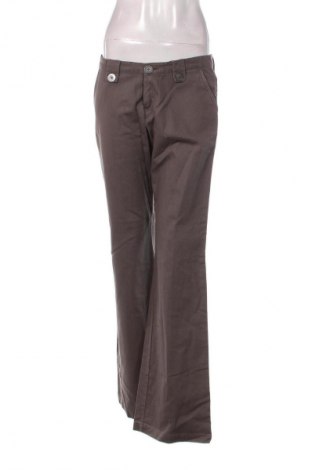 Pantaloni de femei Roxy, Mărime M, Culoare Maro, Preț 166,99 Lei