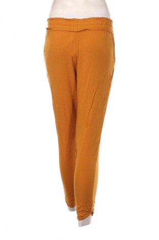 Damenhose Terranova, Größe S, Farbe Gelb, Preis 2,99 €