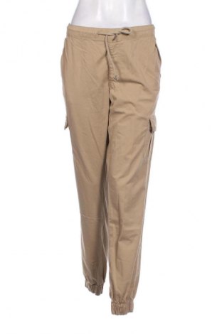 Дамски панталон Urban Classics, Размер XL, Цвят Бежов, Цена 38,50 лв.