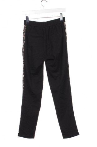 Pantaloni de femei Vero Moda, Mărime XS, Culoare Multicolor, Preț 29,99 Lei