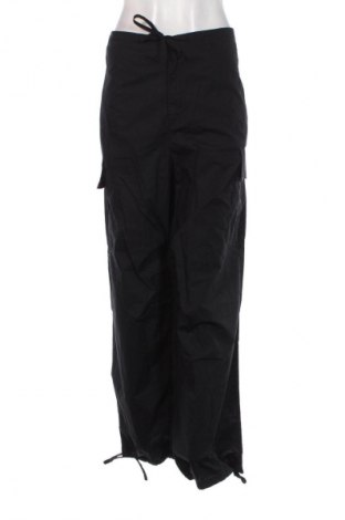 Pantaloni de femei Weekday, Mărime L, Culoare Negru, Preț 88,99 Lei