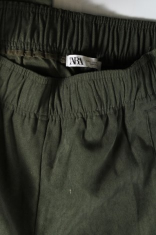 Pantaloni de femei Zara, Mărime S, Culoare Verde, Preț 31,99 Lei