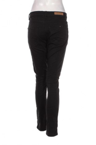 Pantaloni de femei Zara, Mărime S, Culoare Negru, Preț 30,99 Lei