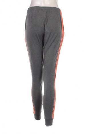 Damen Sporthose Adidas, Größe S, Farbe Grau, Preis € 23,49