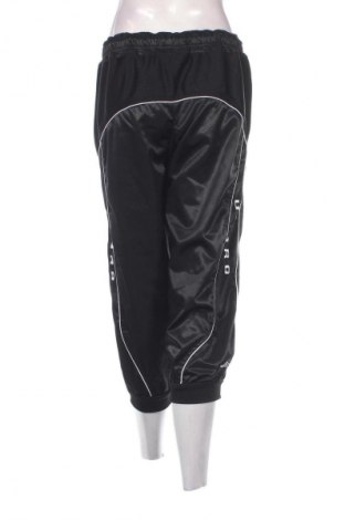 Pantaloni trening de femei Umbro, Mărime S, Culoare Negru, Preț 119,99 Lei