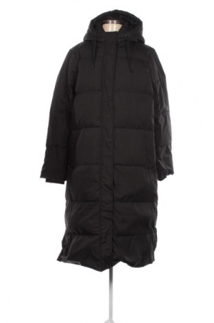 Γυναικείο μπουφάν ONLY, Μέγεθος XL, Χρώμα Μαύρο, Τιμή 31,29 €